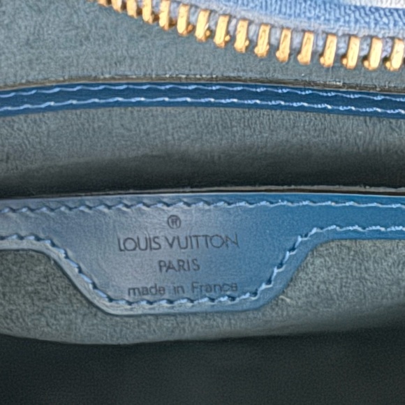 Louis Vuitton Elegant Epi Saint Jacques Blue Tote - Picture 12 of 14